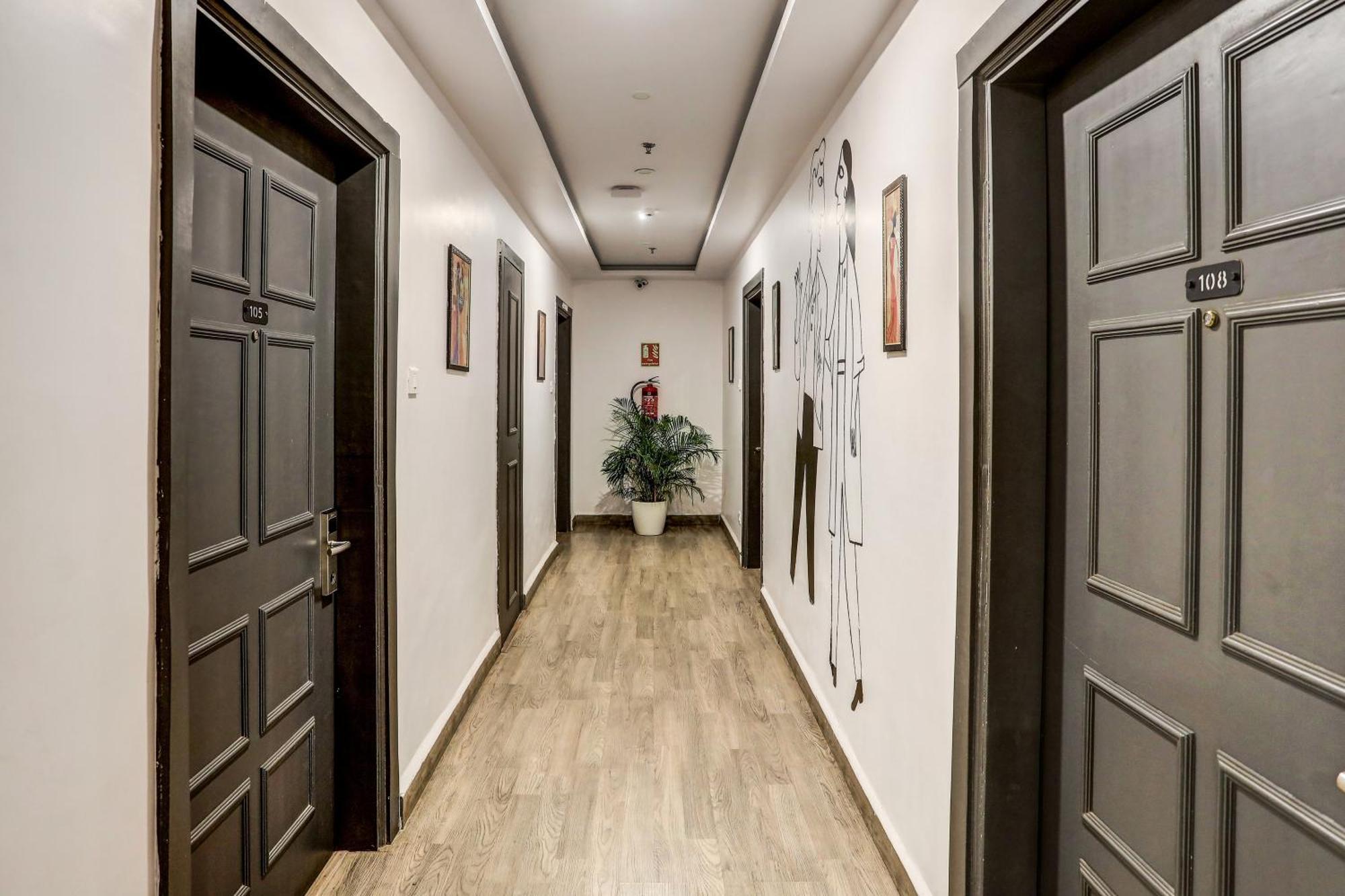 Super Townhouse Swain Heritage Bhubaneswar Exterior foto